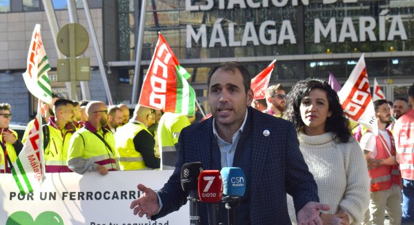 IU pide un “refuerzo” de la red ferroviaria en Málaga y más empleo público frente a las “tentaciones privatizadoras”