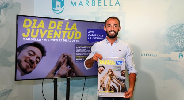 Marbella celebra el Día de la Juventud con un acto institucional en el Parque de la Constitución