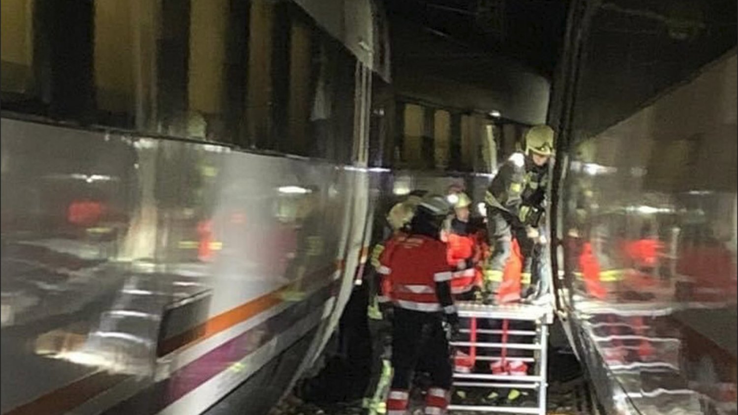 Renfe y Adif apuntan a un error humano como el causante del choque de trenes en El Chorro 