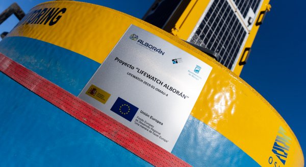 Instalan el observatorio marino 'Mareto' que tomará datos e imágenes en tiempo real desde la Bahía de Málaga