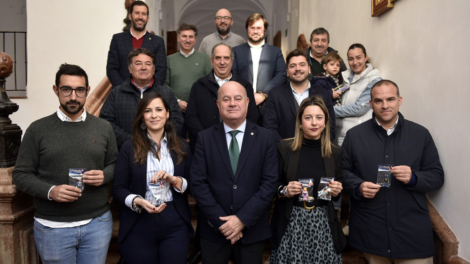 La Cabalgata de Reyes de Antequera repartirá más de 90.000 regalos en la tarde del próximo viernes 5 de enero