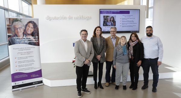 Diputación impulsa un proyecto para que jóvenes y mayores de 55 años compartan vivienda en Málaga capital