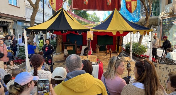 La zona centro de Fuengirola acoge este viernes una nueva edición de la Gran Fiesta Medieval
