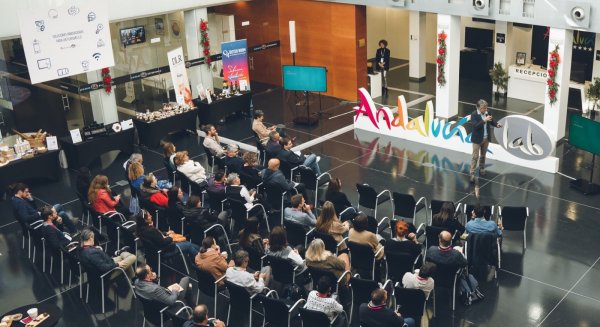 Más de 3.000 profesionales participaron en las acciones organizadas por Andalucía Lab en 2023
