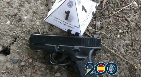La Policía Nacional detiene a dos menores en relación con el atraco a una gasolinera en Estepona