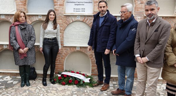 PSOE Málaga reivindica el legado de Rafael Salinas en el 105º aniversario del fallecimiento de su fundador