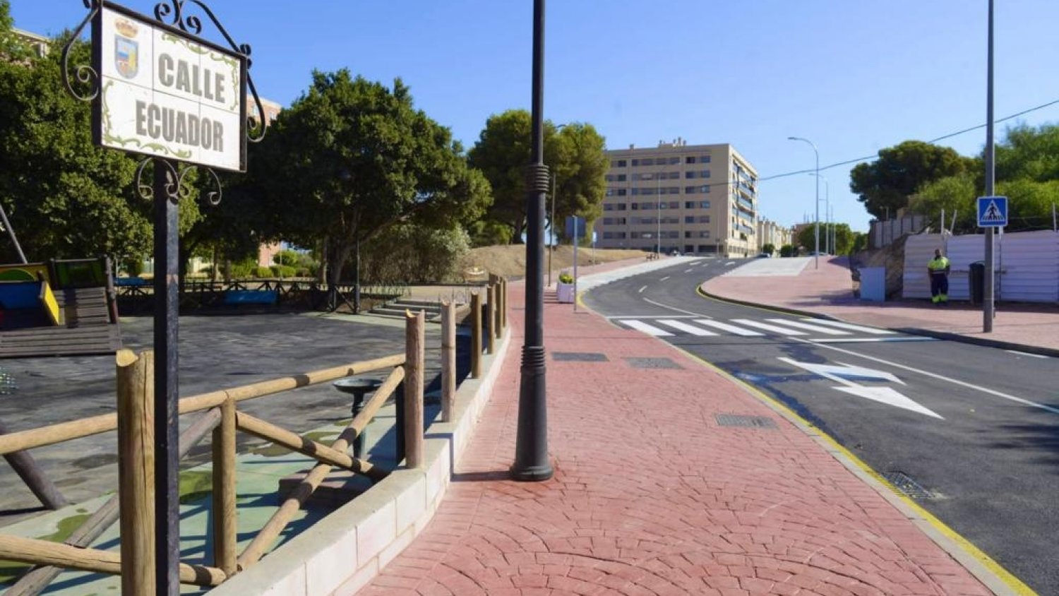 Un nuevo tramo de vía conectará las calles Ecuador y José Sánchez Rando
