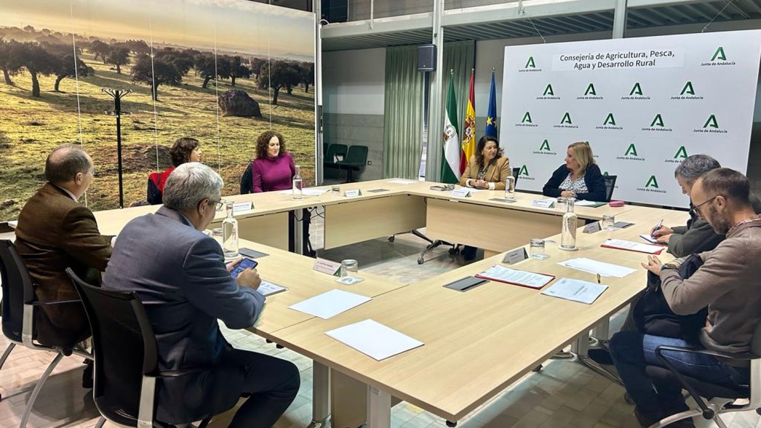Agricultura y los sindicatos CEA, UGT y CCOO analizan la evolución del Pacto Social y Económico 