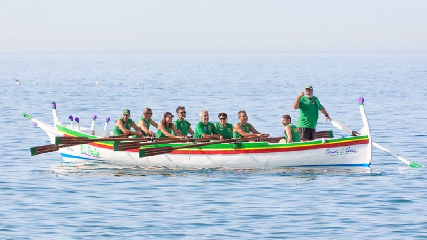 Turismo Costa del Sol promociona el remo en jábega a través de su programa Senda Azul
