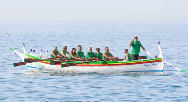 Turismo Costa del Sol promociona el remo en jábega a través de su programa Senda Azul