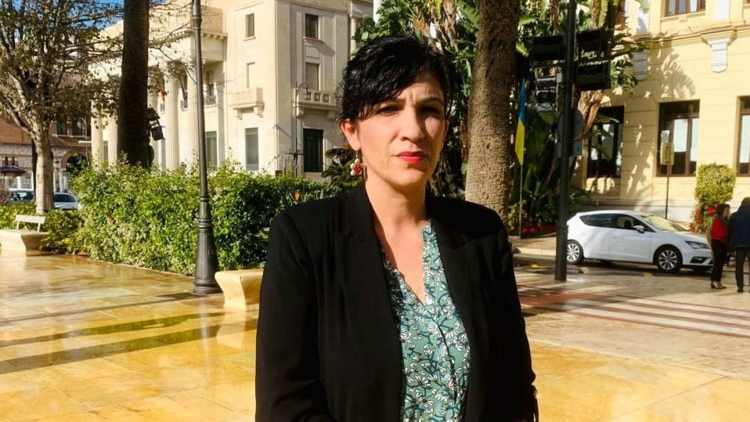 Con Málaga solicita al alcalde medidas para favorecer la emancipación de los jóvenes