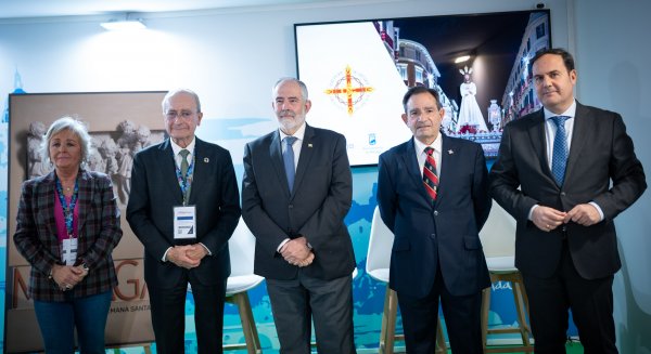 La Agrupación de Cofradías de Málaga y el Ayuntamiento llevan la Semana Santa a FITUR 2024