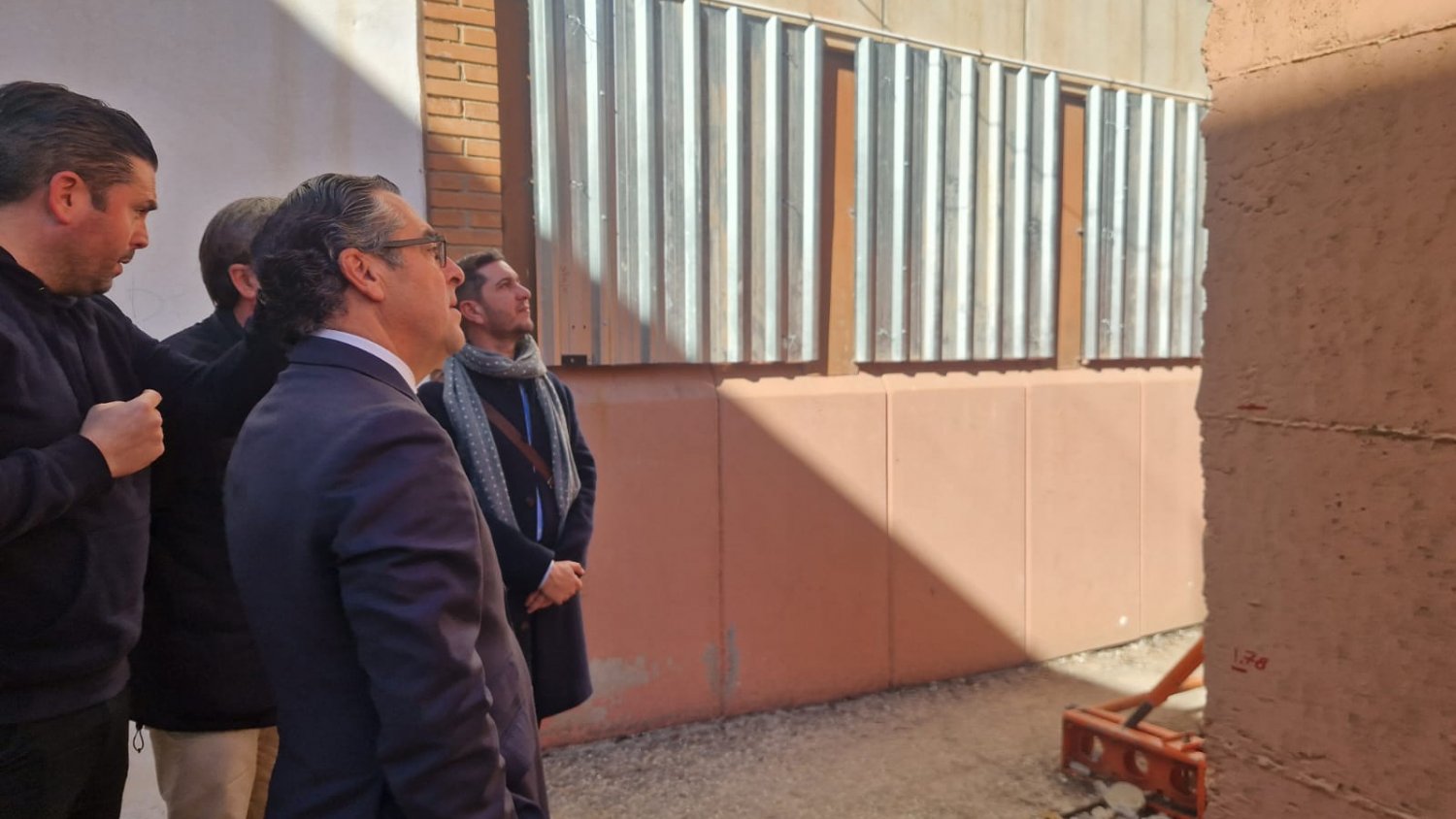 Comienzan las obras de sustitución y reparación de un muro en el CEIP Blas Infante de Málaga 