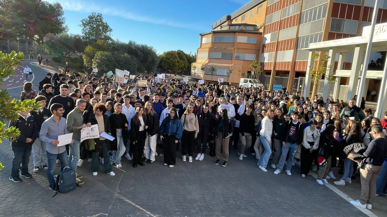 La Universidad de Málaga colabora en una nueva edición del proyecto educativo 'ScienceIES'
