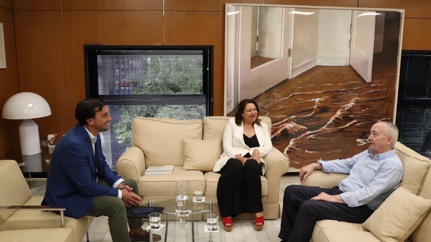 Carmen Crespo anima al sector a participar de forma activa en el PERTE del agua