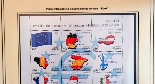 La nueva exposición en la oficina principal de Correos de Málaga conmemora los 25 años del Euro