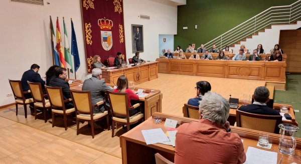 El Ayuntamiento de Torremolinos reduce a 32 días el pago medio a proveedores