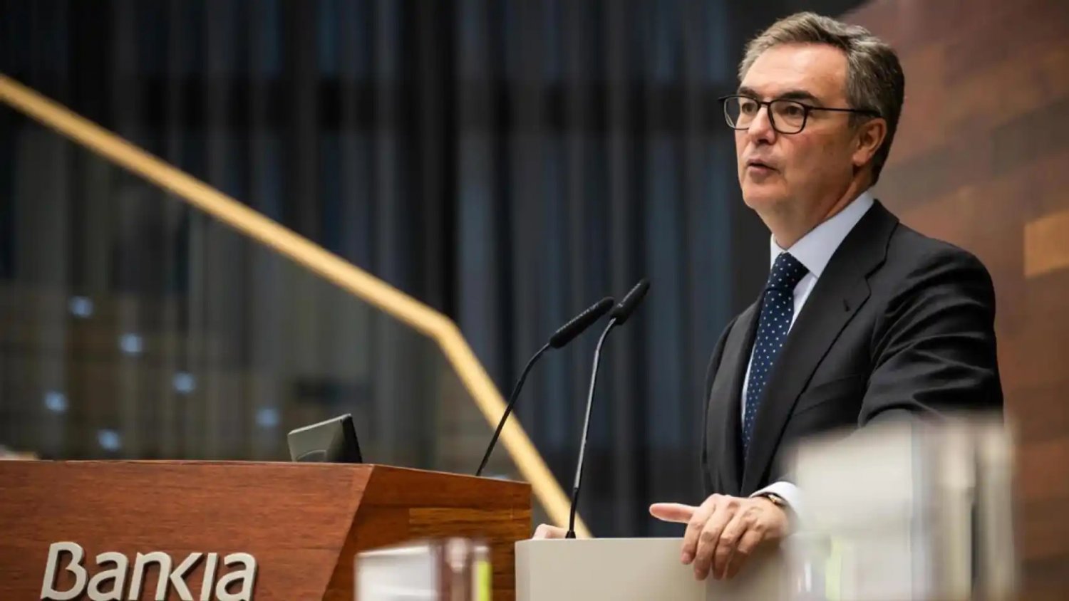 Unicaja Banco nombra a José Sevilla como presidente no ejecutivo en sustitución de Azuaga