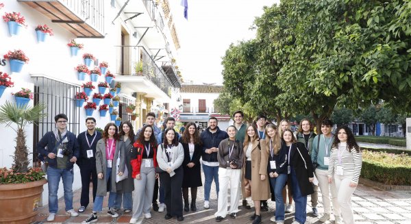 Marbella reúne a medio centenar de estudiantes en una sesión regional del Parlamento Europeo de los Jóvenes