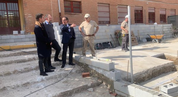 Educación destina 185.000 euros a eliminar barreras arquitectónicas en el CEIP Manuel Altolaguirre de Málaga 