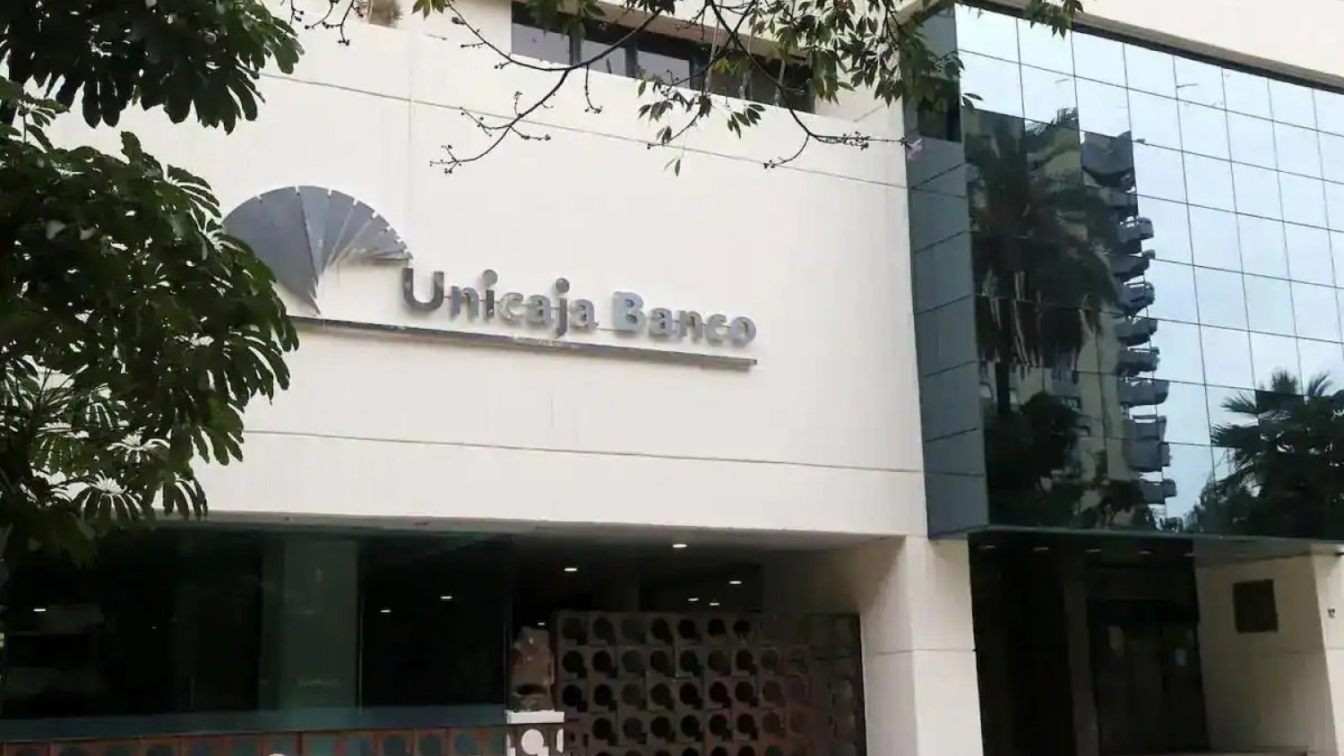 Unicaja Banco gana 267 millones de euros en 2023