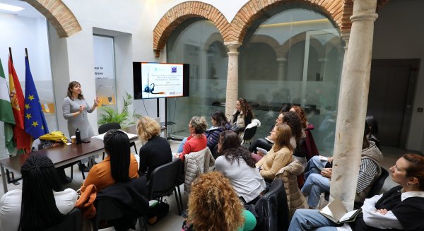Marbella inicia unos talleres para capacitar a mujeres en emprendimiento y gestión empresarial