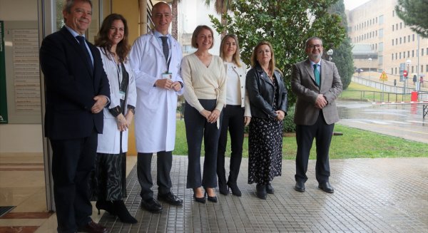 Andalucía elimina la obligatoriedad del uso de mascarilla en los centros sanitarios 