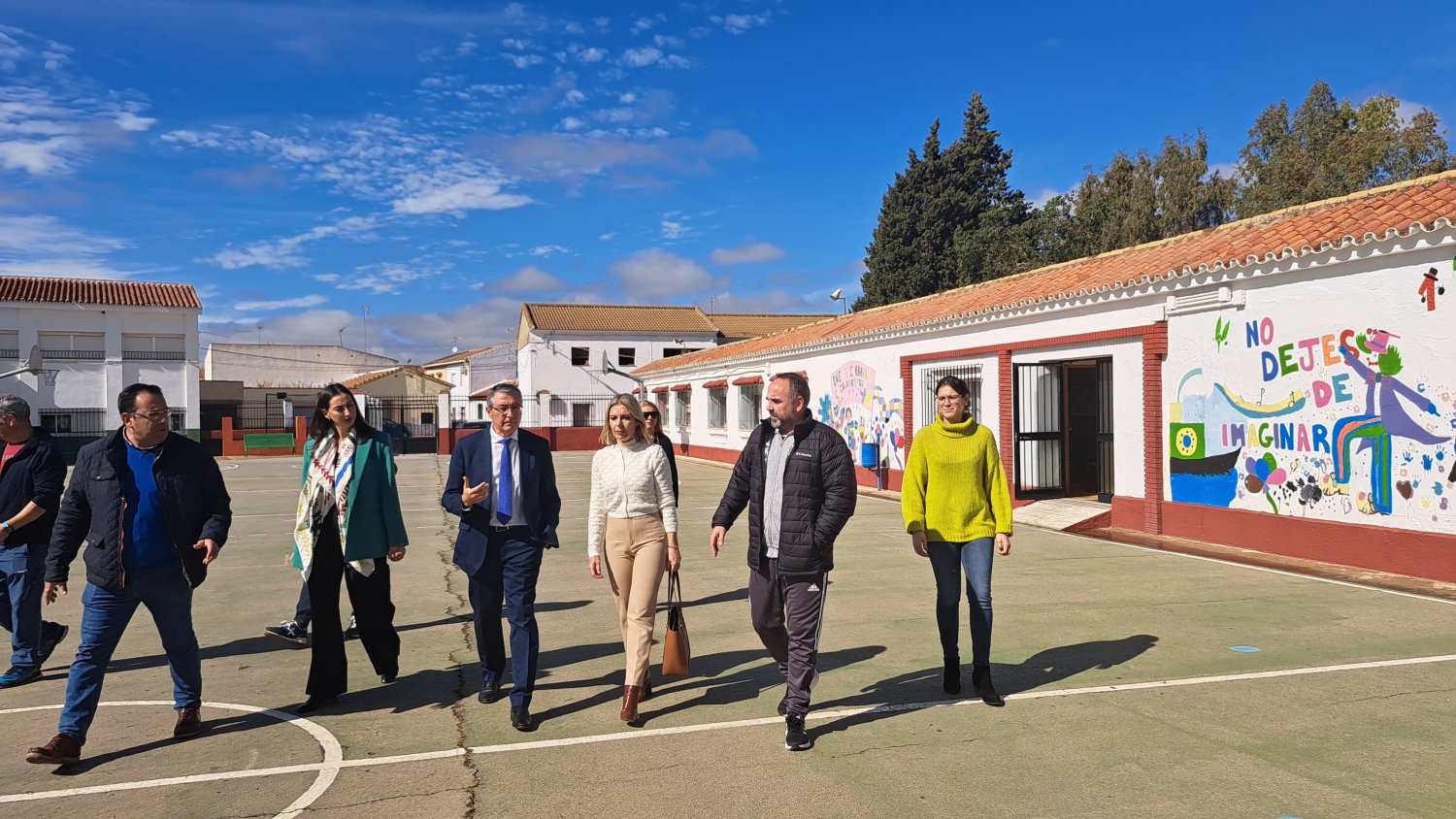 La Diputación de Málaga aporta 170.000 euros para construir un pabellón cubierto en el colegio de Humilladero