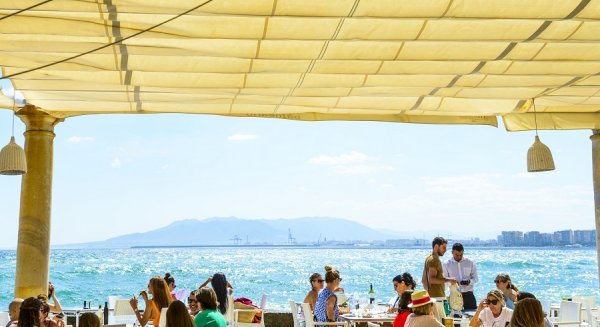 El empleo turístico en la Costa del Sol alcanza el 18% de la ocupación total de la provincia de Málaga