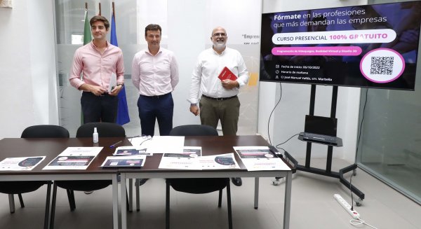 El Ayuntamiento de Marbella impulsa un curso para formar a jóvenes desempleados en el entorno digital