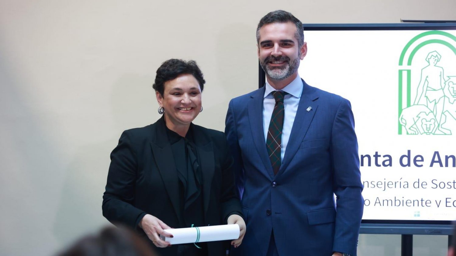 Torremolinos inicia la regeneración de la Plaza Adolfo Suárez gracias a la ayuda del Plan PIMA Cambio Climático
