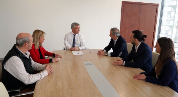 El Ayuntamiento de Estepona adjudica por 1,7 millones el servicio de ayuda a domicilio