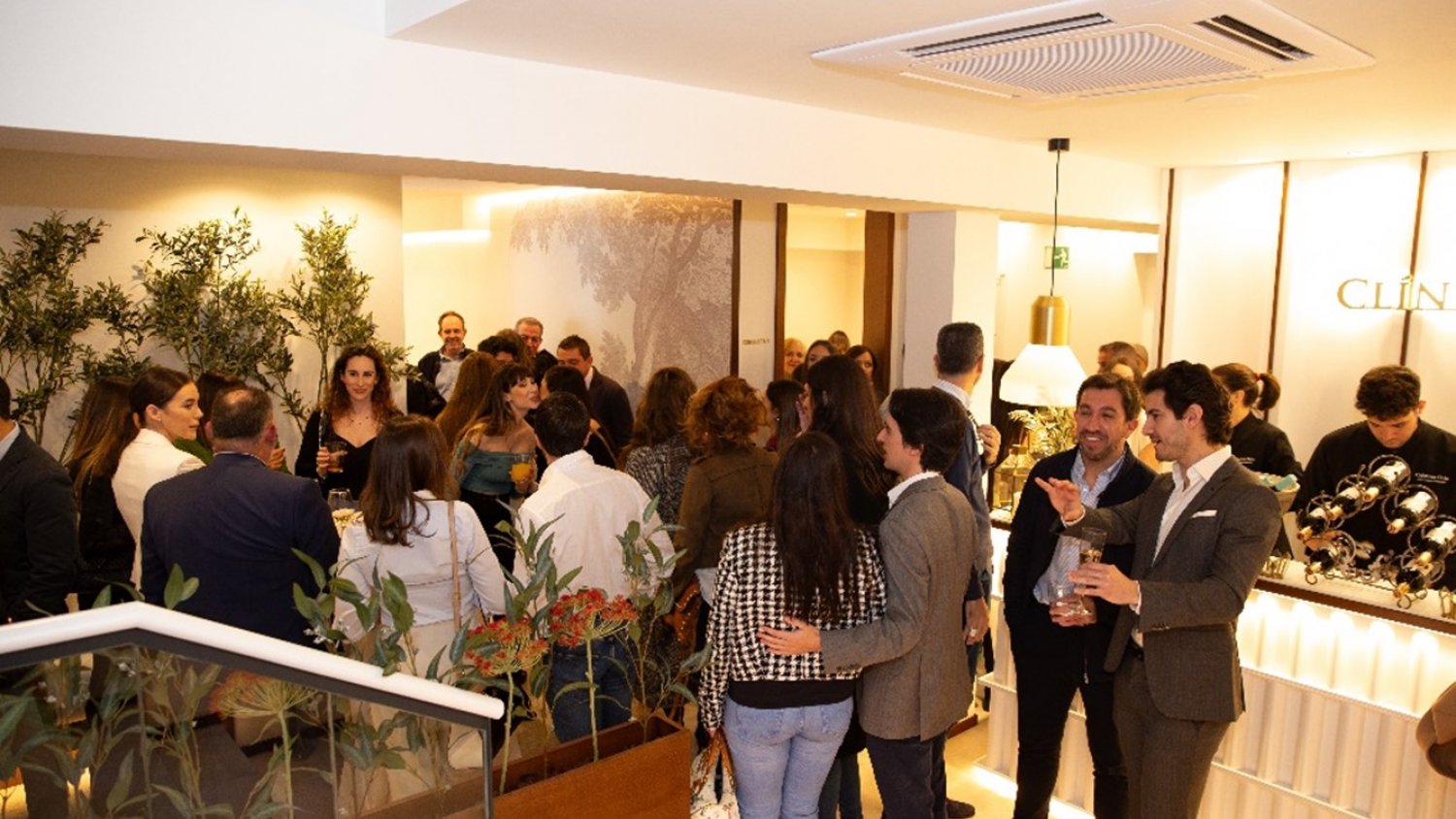La Clínica Forcada inaugura en Madrid un centro diseñado por el estudio de Laura Yerpes