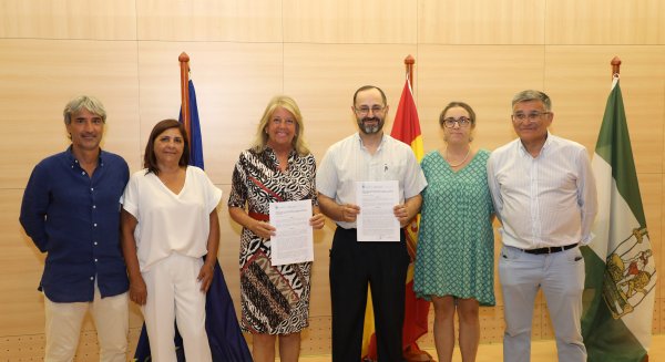 Marbella firma un convenio con la asociación Avance Positivo para dar respuesta a los pacientes de VIH