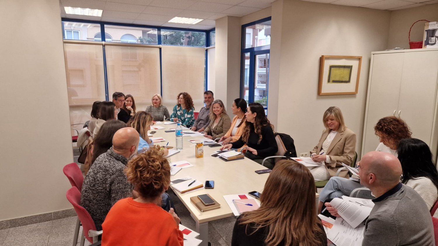 Bienestar Social y Cruz Roja colaboran en proyectos para desempleados y familias vulnerables en Rincón de la Victoria