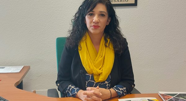 Con Málaga pide un pacto de Estado por la corresponsabilidad y un acuerdo para “acabar con la brecha salarial”