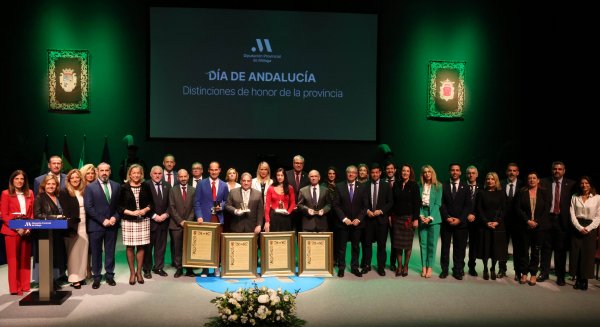 La Diputación de Málaga celebra el acto de entrega de galardones M de Málaga con motivo del Día de Andalucía