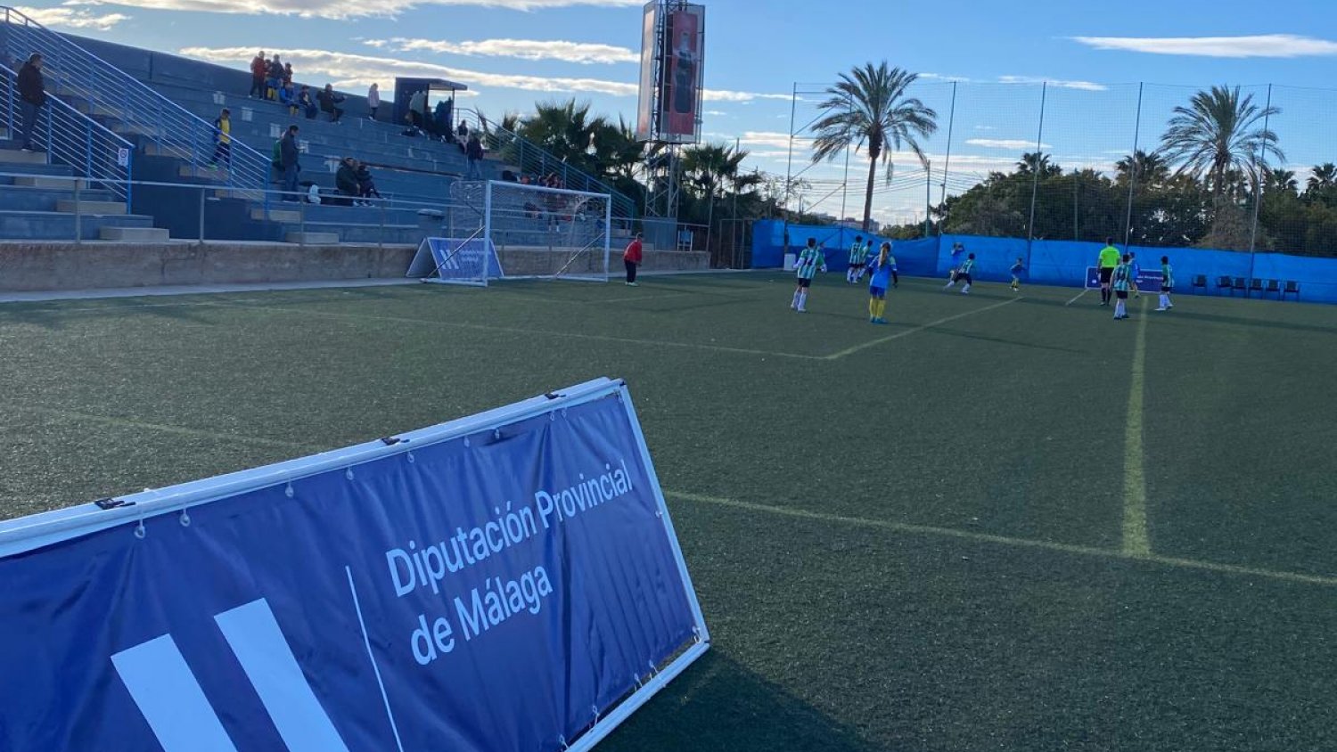 Más de 250 escolares participan en el Torneo de Fútbol de Semana Blanca que organiza la Diputación de Málaga