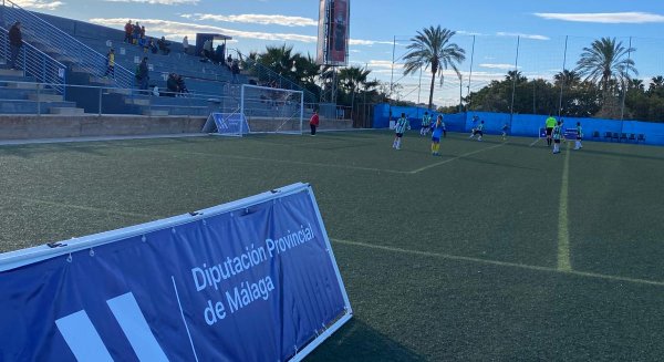Más de 250 escolares participan en el Torneo de Fútbol de Semana Blanca que organiza la Diputación de Málaga