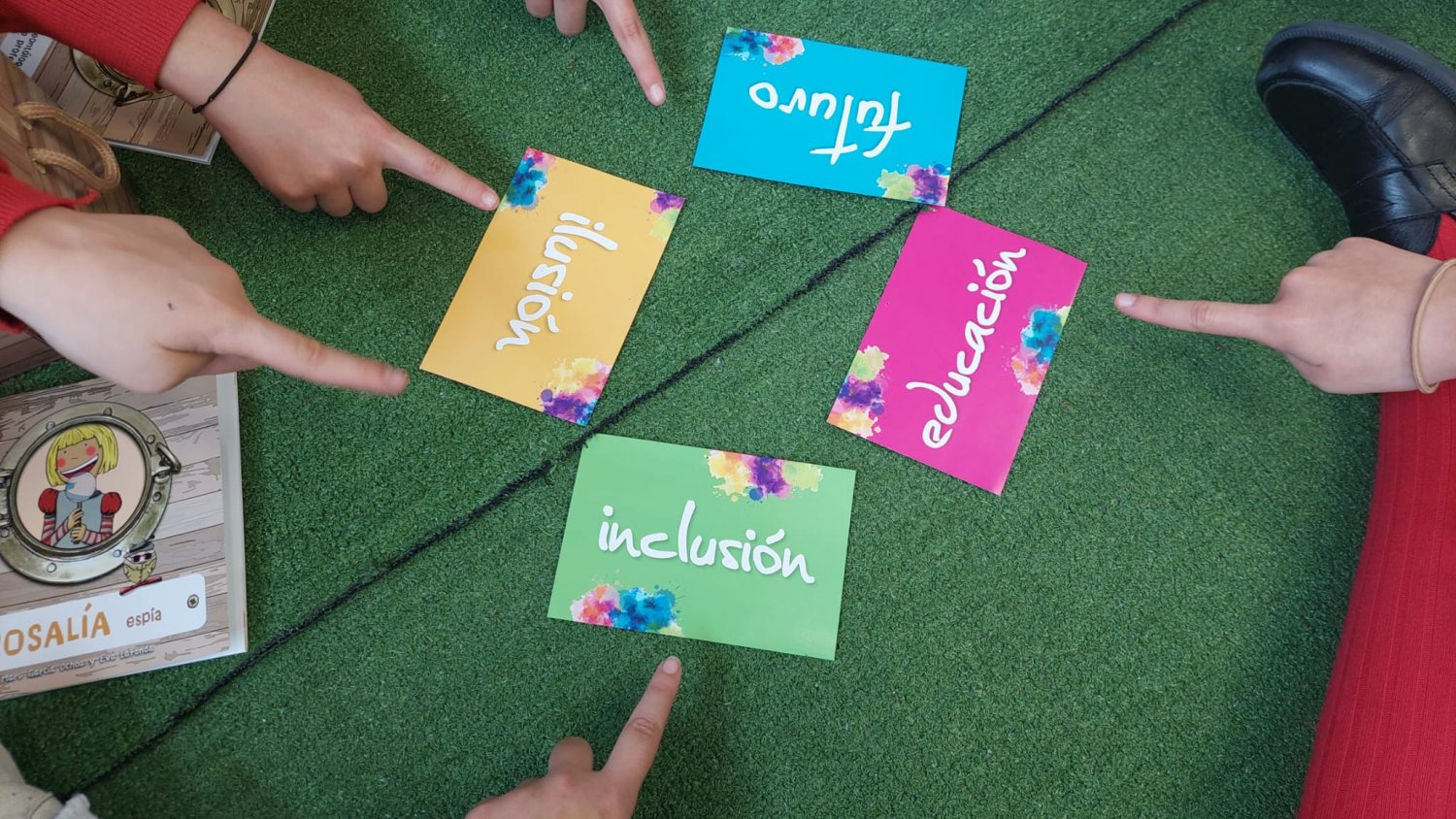 Más de 3.000 estudiantes y 41 docentes de Málaga crean el “Inclusionario”