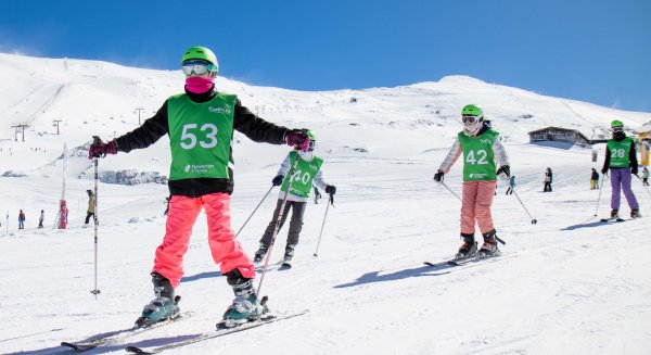 El Campus Nieve inaugura la temporada de campamentos de la Fundación Unicaja 