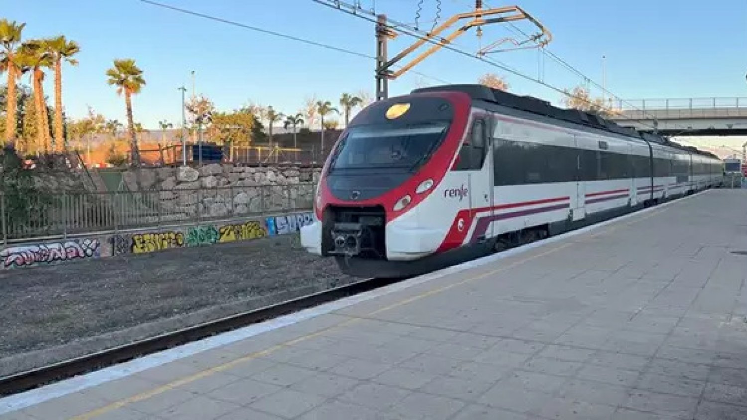 Renfe emite 94.136 abonos gratuitos para Cercanías y Media Distancia en Málaga
