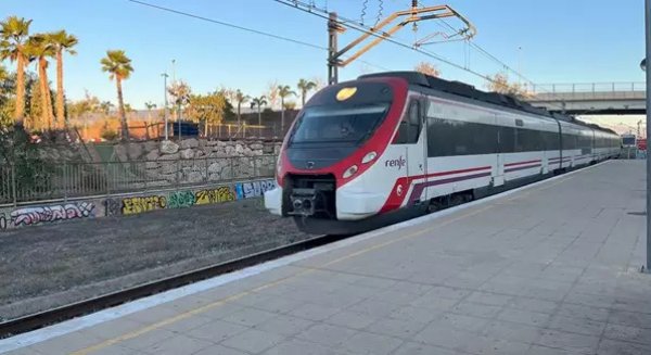Renfe emite 94.136 abonos gratuitos para Cercanías y Media Distancia en Málaga