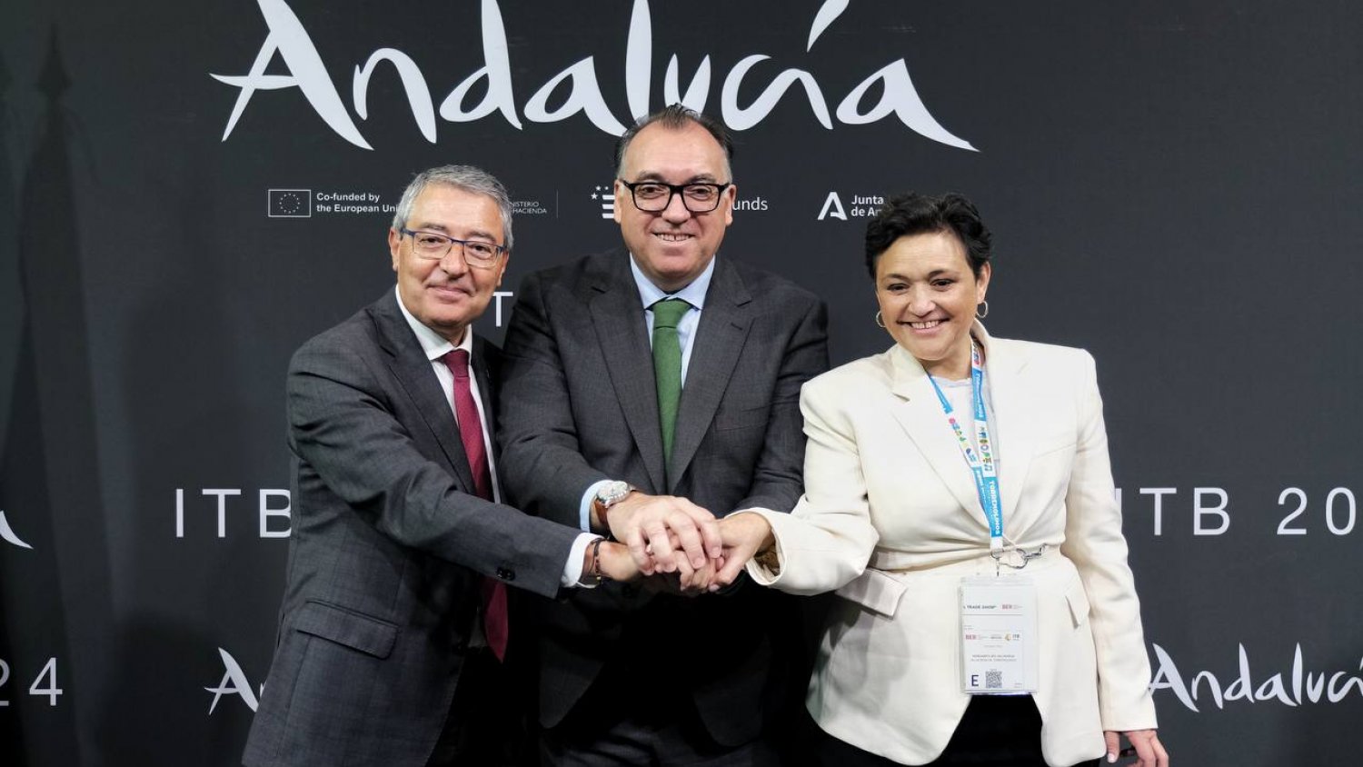 La Diputación de Málaga impulsa la Gran Final de las Series Mundiales de Triatlón 2024