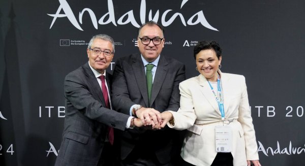La Diputación de Málaga impulsa la Gran Final de las Series Mundiales de Triatlón 2024