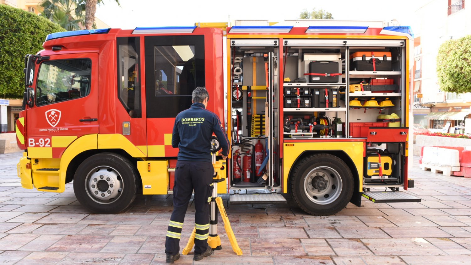 La Diputación de Málaga dedica 900.000 euros a la mejora de camiones de bomberos de Rincón de la Victoria