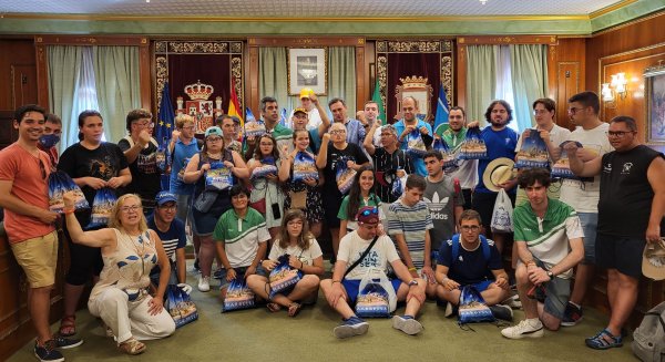 Marbella reúne a 25 deportistas de élite andaluces con discapacidad intelectual para participar en unas jornadas náuticas