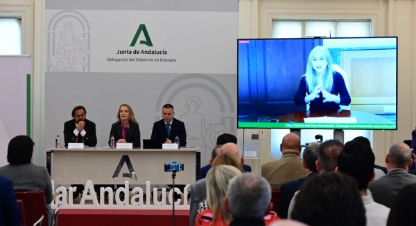 Educación aumenta las restricciones del uso de móviles en aulas como propone el Consejo Escolar de Andalucía