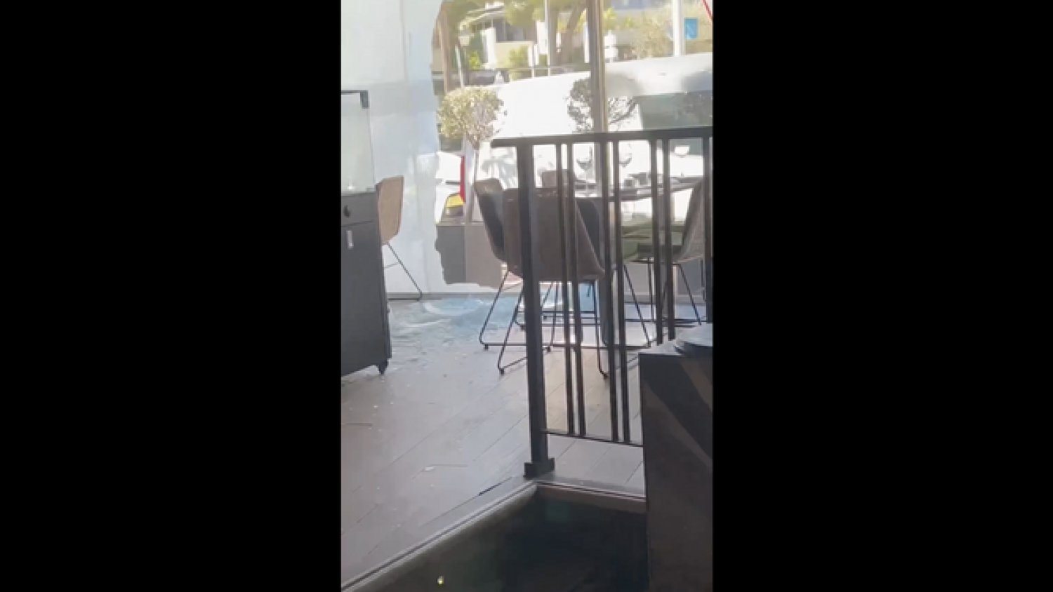 Tiroteo en Marbella: disparan contra un restaurante a plena luz del día y se dan a la fuga en moto 