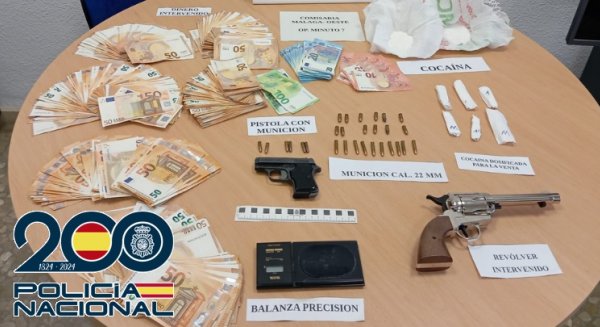 Detienen en Málaga a un septuagenario dedicado a la venta de droga mediante el sistema ‘telecoca’